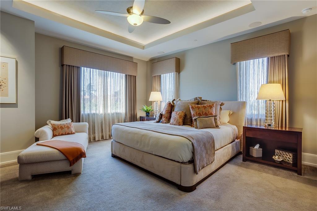 ROOFTOPS ON FOURTH - Residential