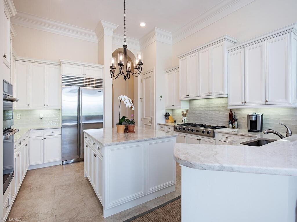 ISLA VISTA - Residential