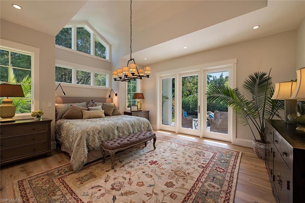 OLDE NAPLES - Residential