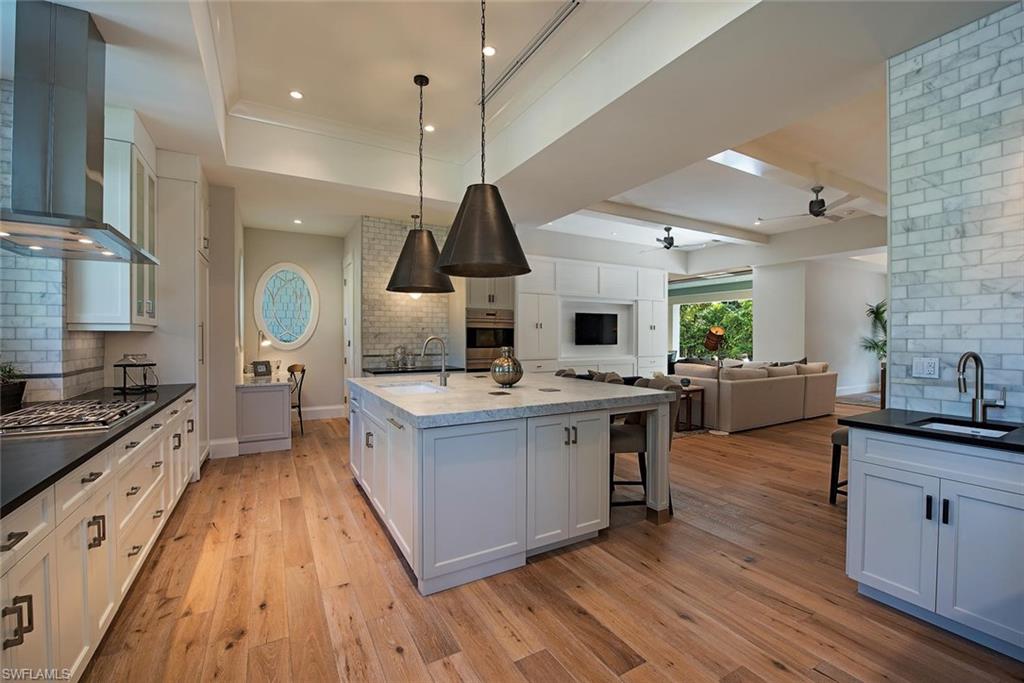 OLDE NAPLES - Residential