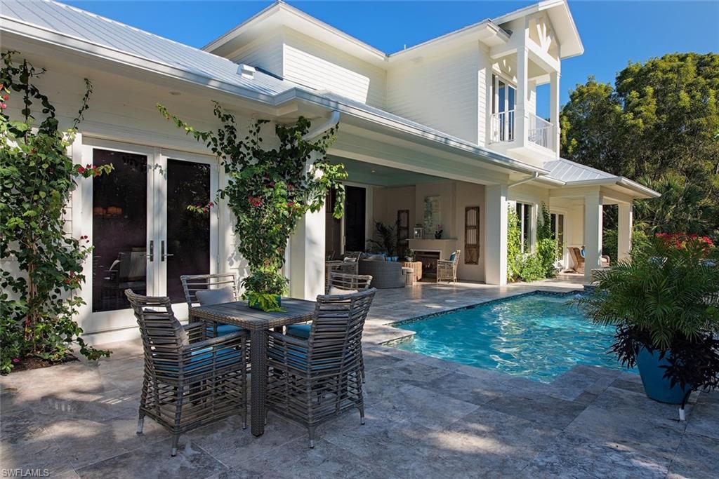 OLDE NAPLES - Residential