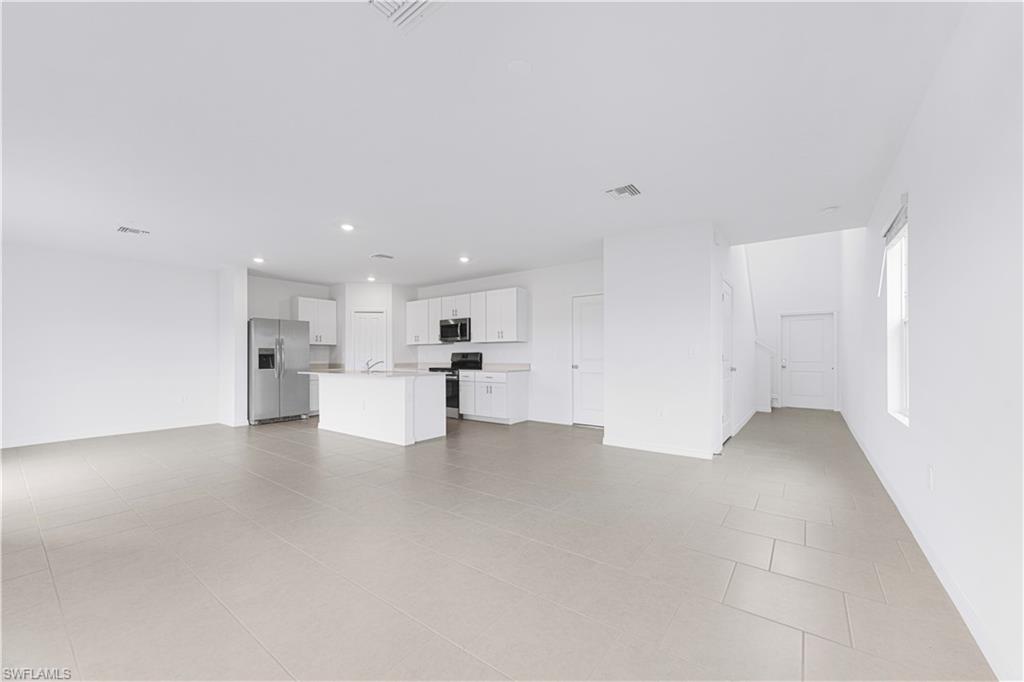 CRANE LANDING - Residential Lease