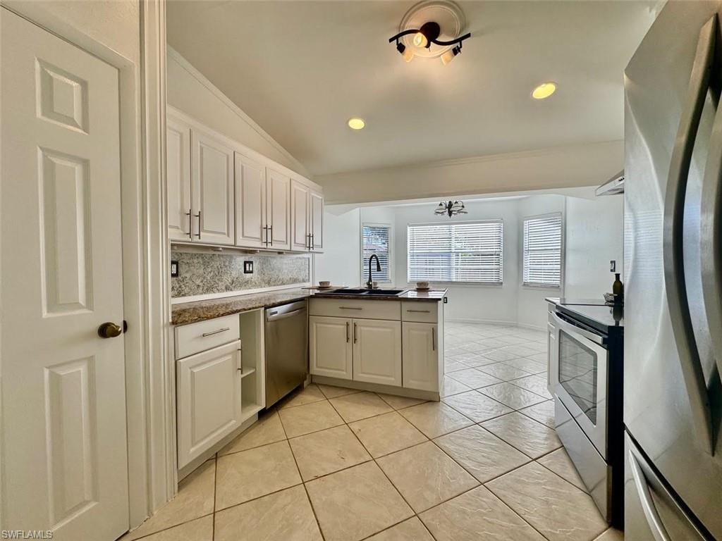 CAPE CORAL - Residential Lease