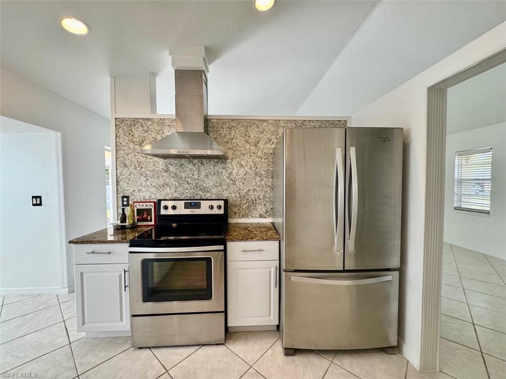 CAPE CORAL - Residential Lease