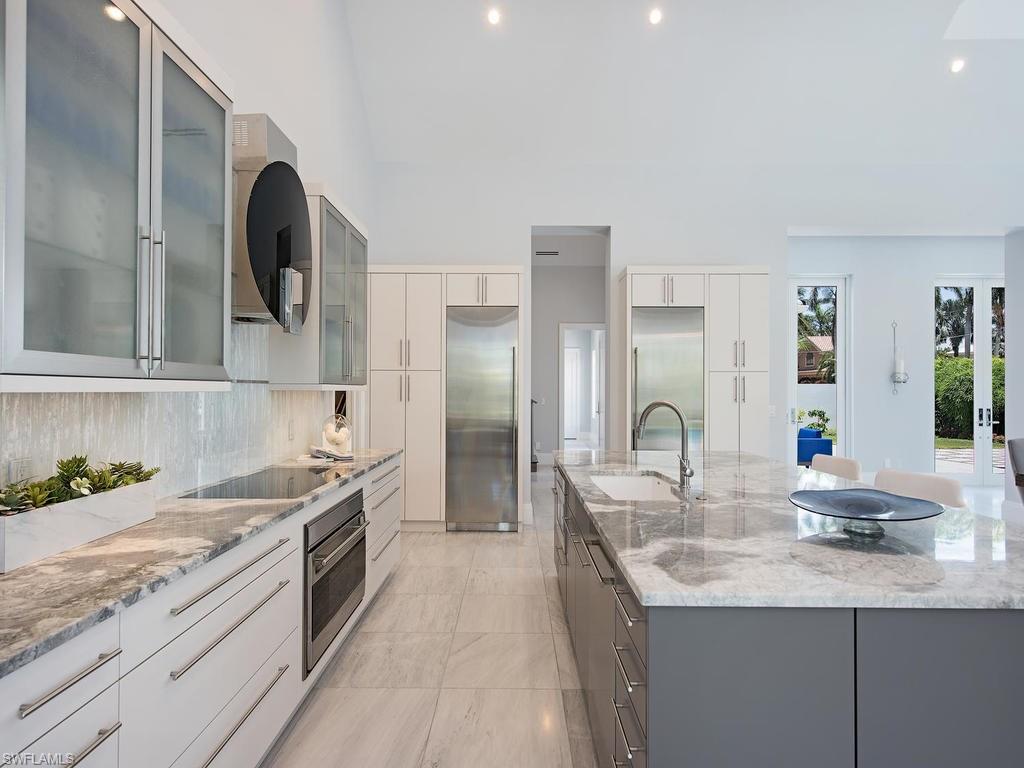 AQUALANE SHORES - Residential