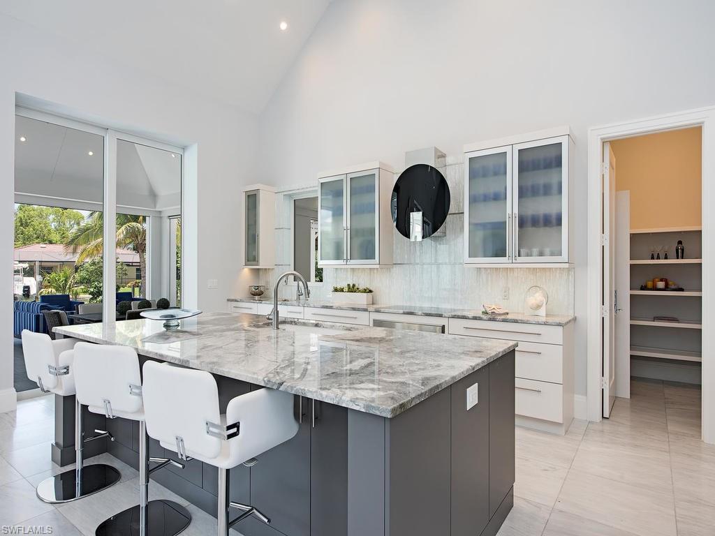 AQUALANE SHORES - Residential