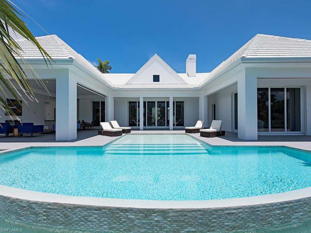 AQUALANE SHORES - Residential