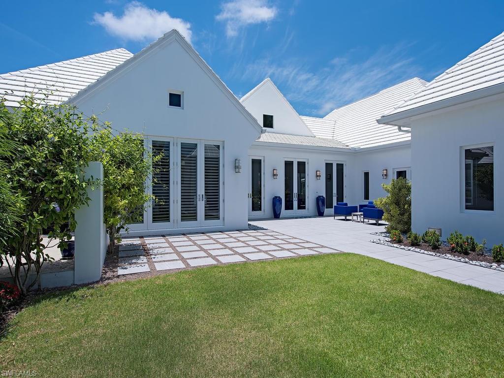 AQUALANE SHORES - Residential