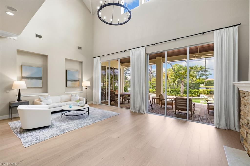 PINE RIDGE - Residential