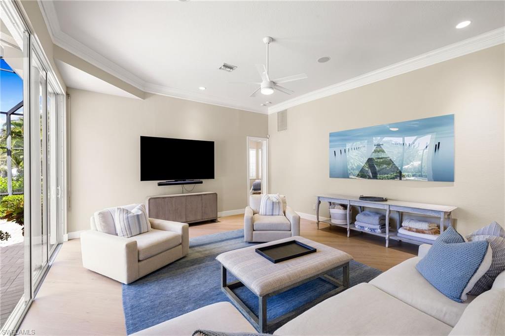 PINE RIDGE - Residential