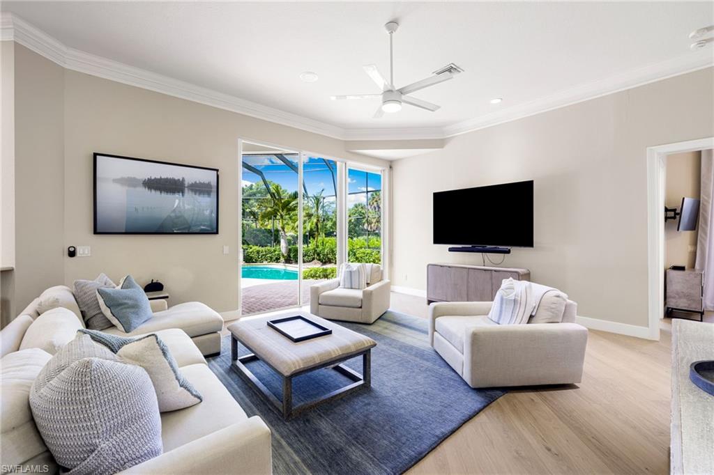 PINE RIDGE - Residential