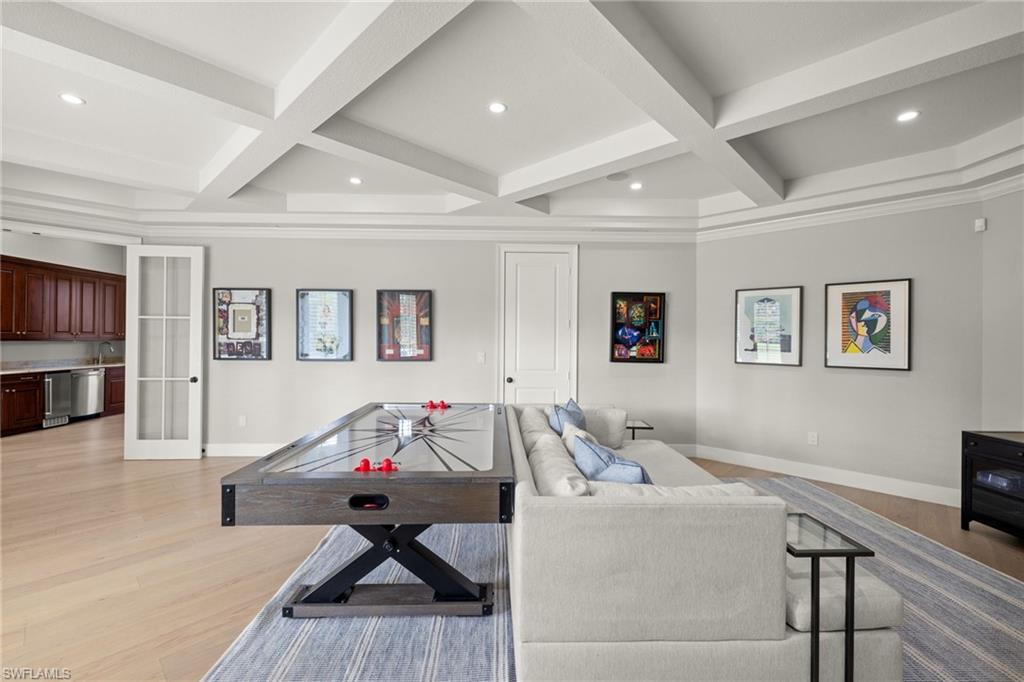 PINE RIDGE - Residential