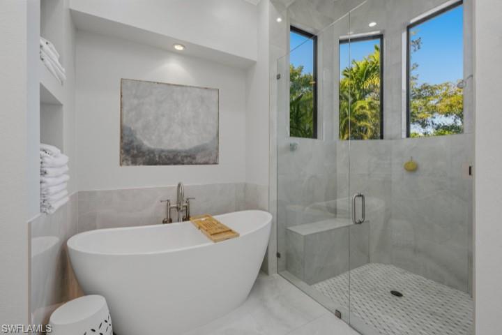 PINE RIDGE - Residential