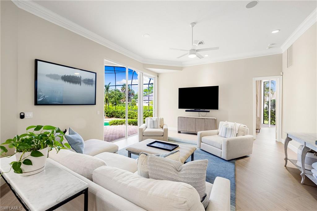 PINE RIDGE - Residential