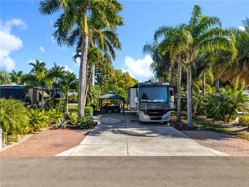 CYPRESS WOODS RV RESORT - Land