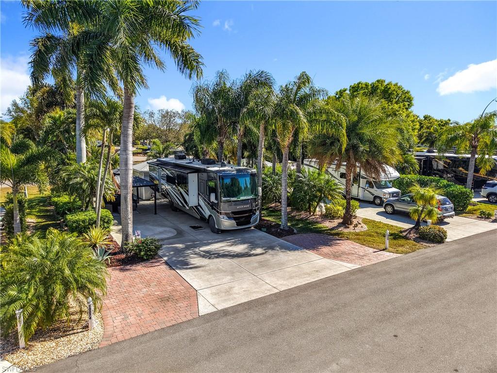 CYPRESS WOODS RV RESORT - Land