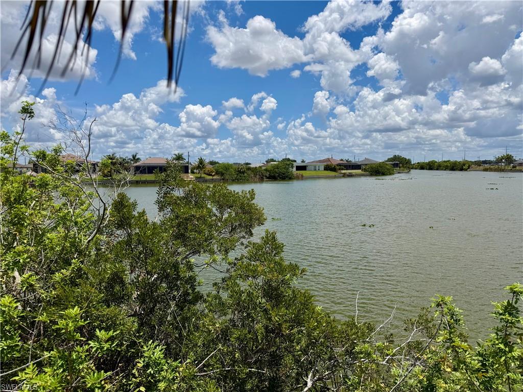 CAPE CORAL - Land