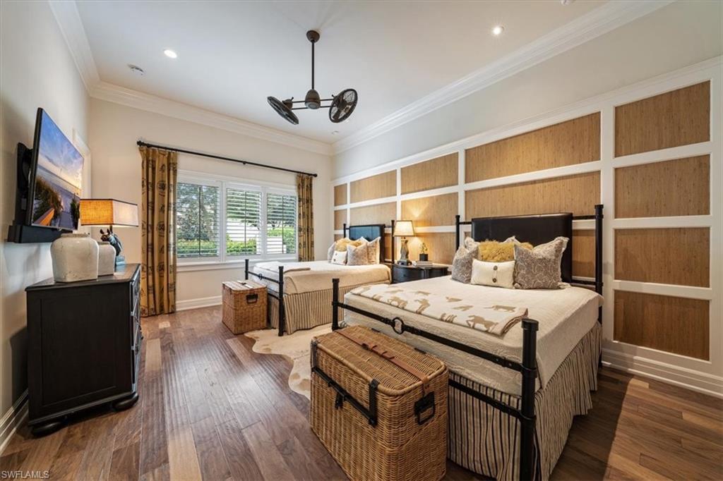 QUAIL WEST - Residential