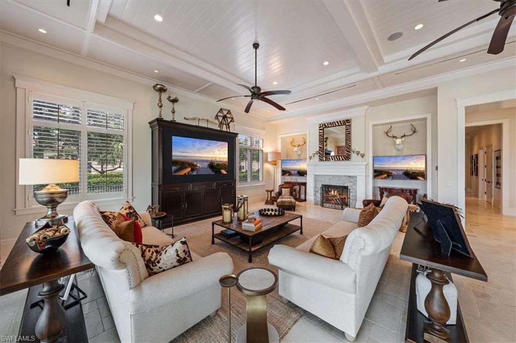 QUAIL WEST - Residential