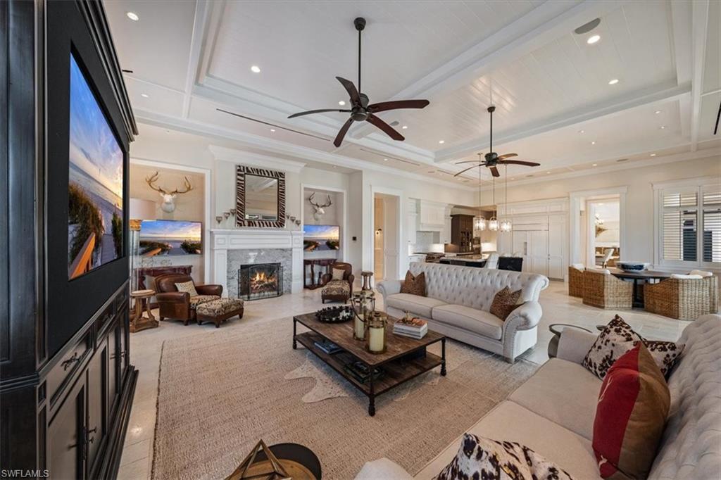 QUAIL WEST - Residential