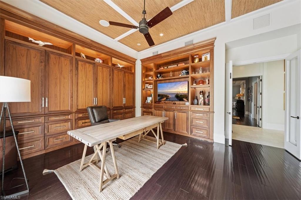 QUAIL WEST - Residential