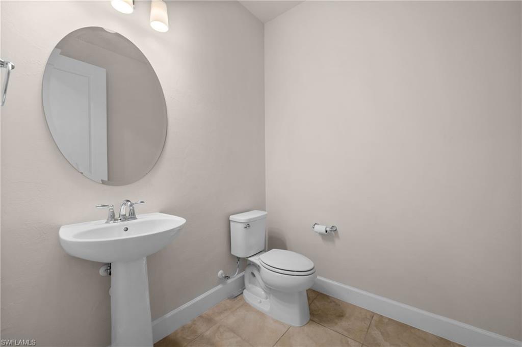 EDGEWATER - Residential