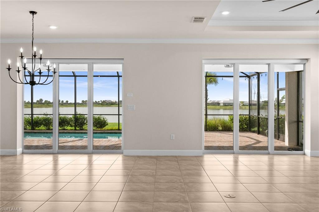 EDGEWATER - Residential