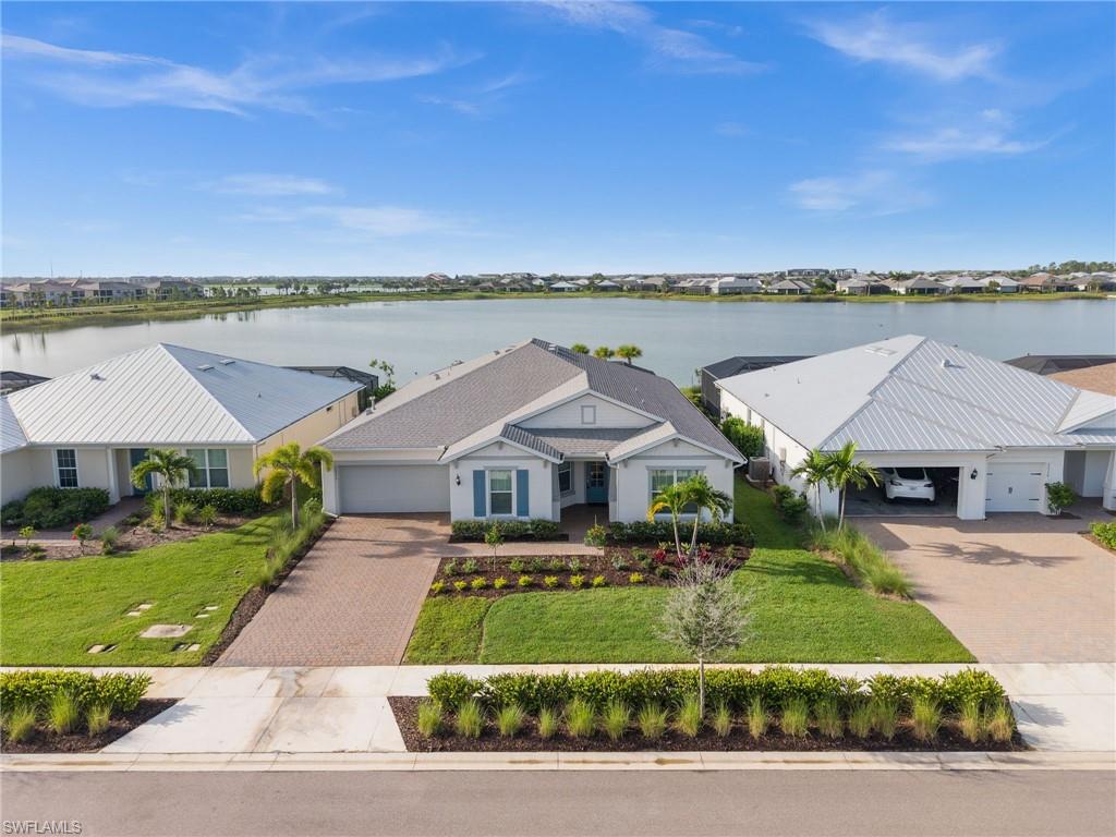 EDGEWATER - Residential