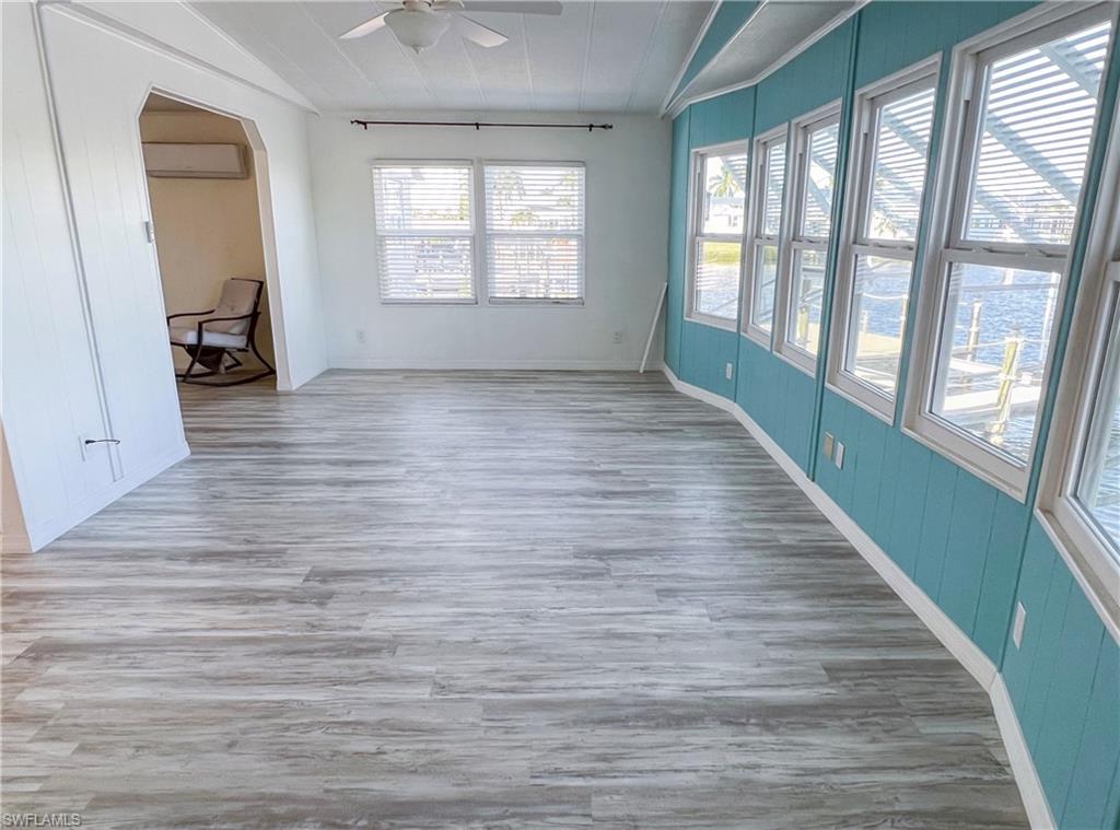 BAYSIDE ESTATES - Residential