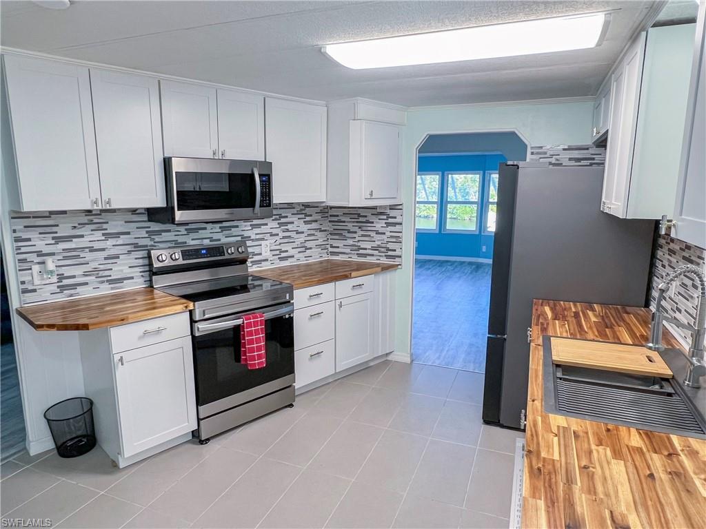 BAYSIDE ESTATES - Residential