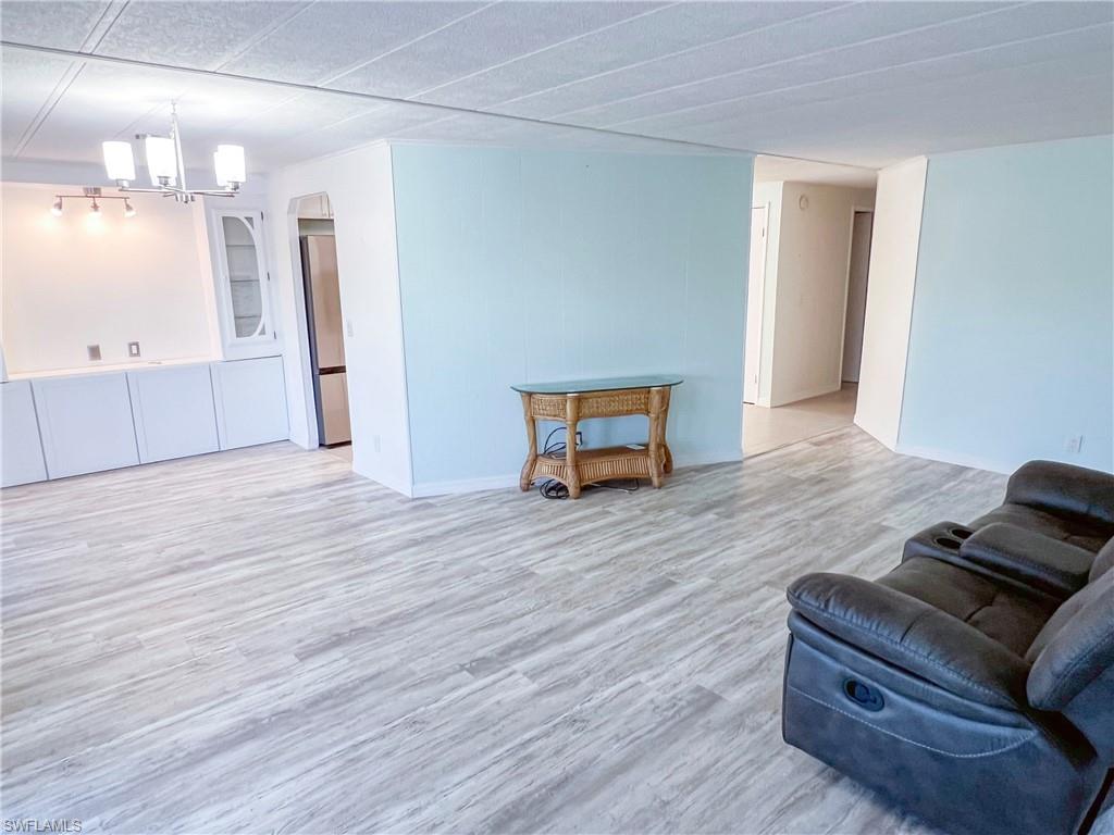 BAYSIDE ESTATES - Residential