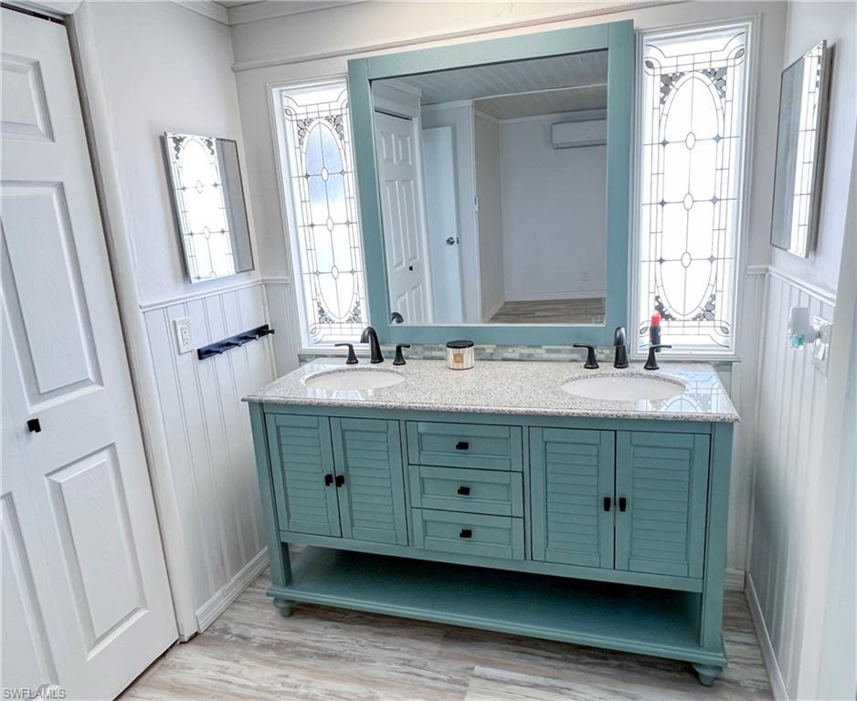 BAYSIDE ESTATES - Residential