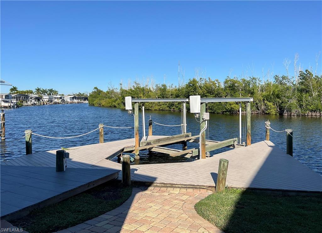 BAYSIDE ESTATES - Residential