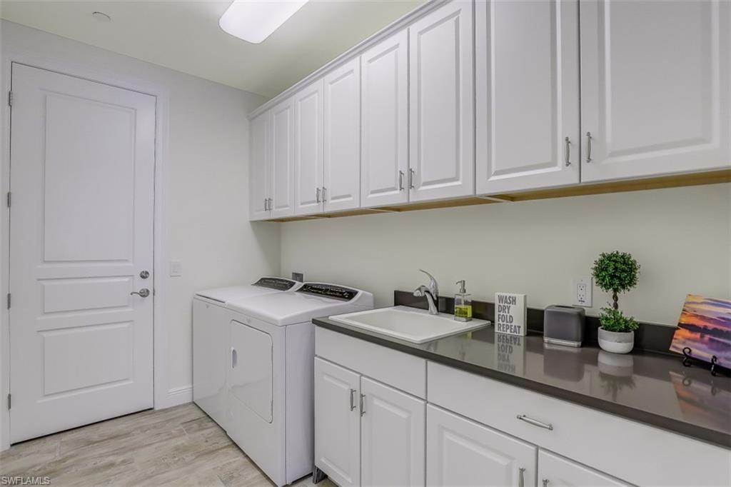 CARRARA - Residential Lease