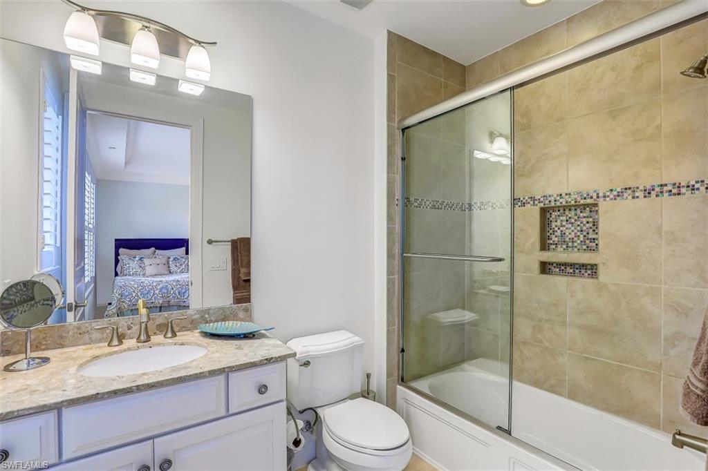 CARRARA - Residential Lease