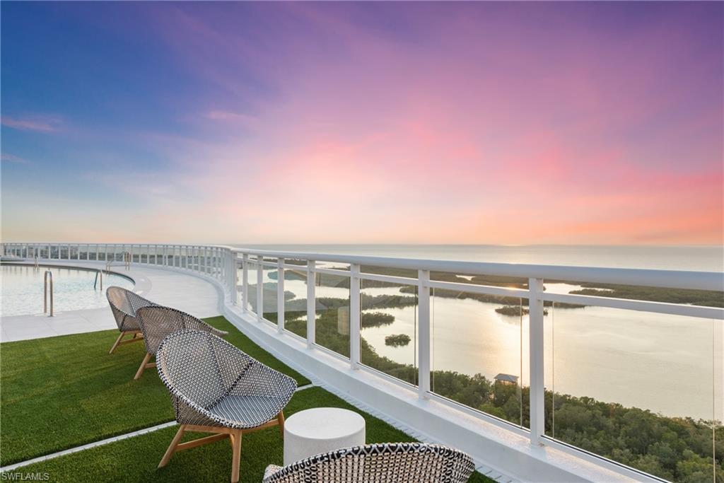 KALEA BAY TOWER 400 - Residential