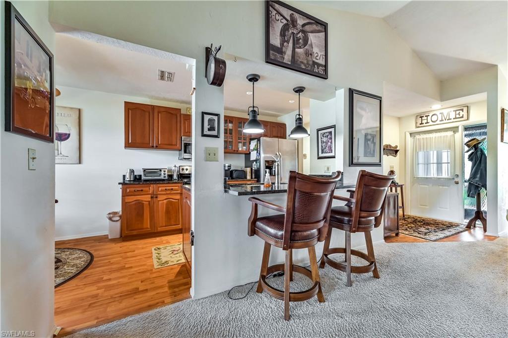 COMPASS POINTE - Residential