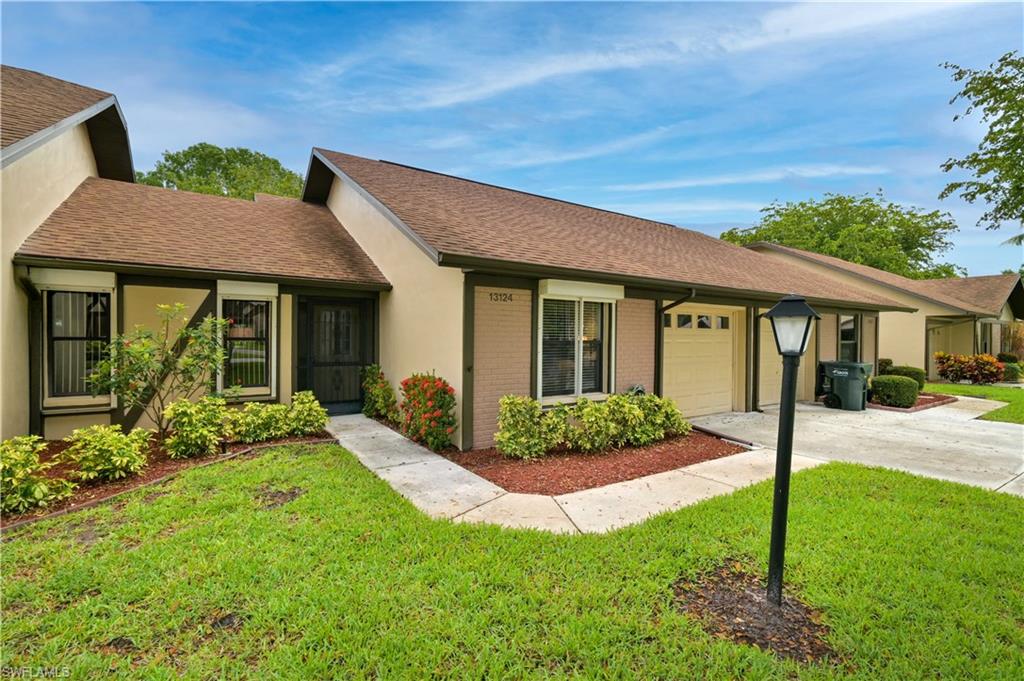 COMPASS POINTE - Residential