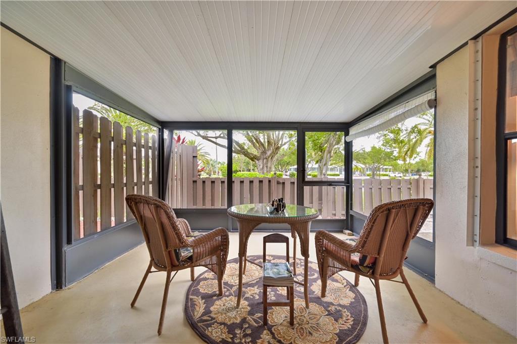 COMPASS POINTE - Residential