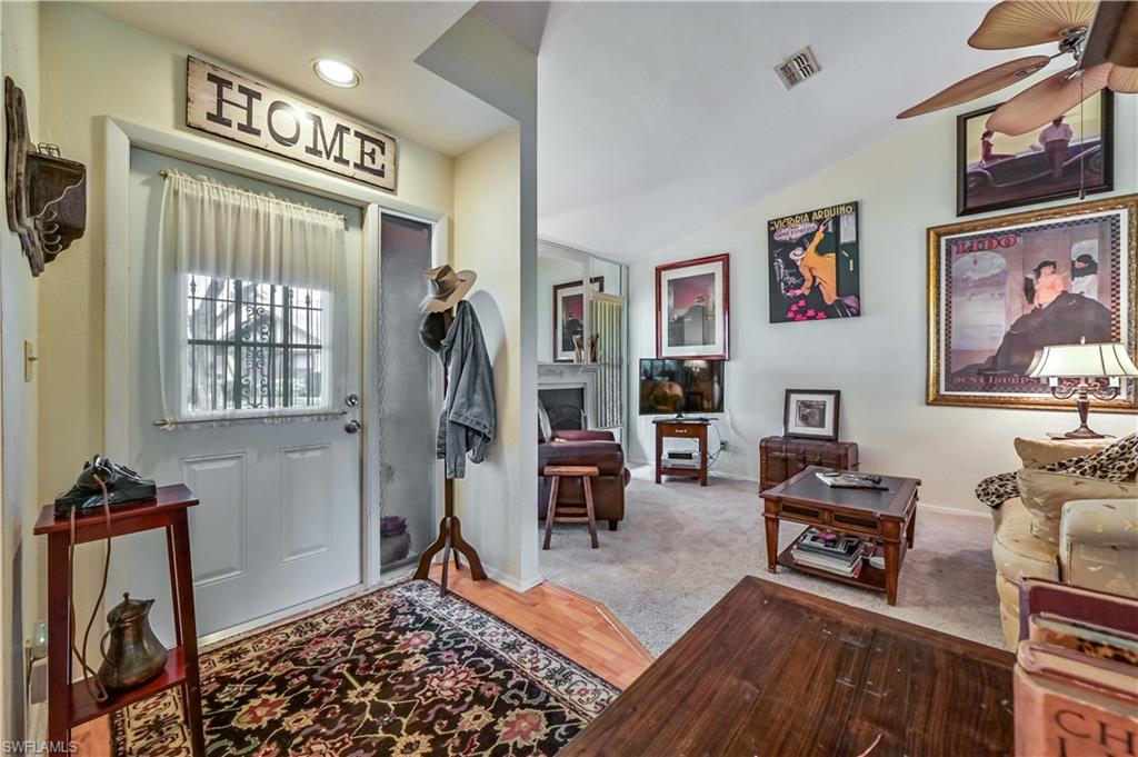 COMPASS POINTE - Residential