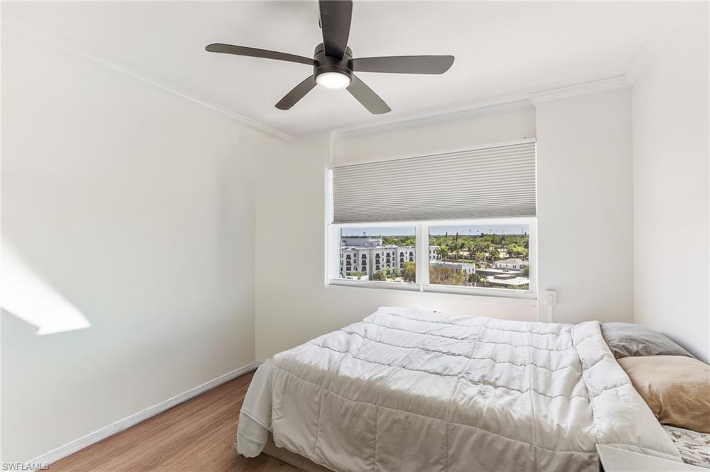 FIRST HARBOUR TOWER CONDO - Residential