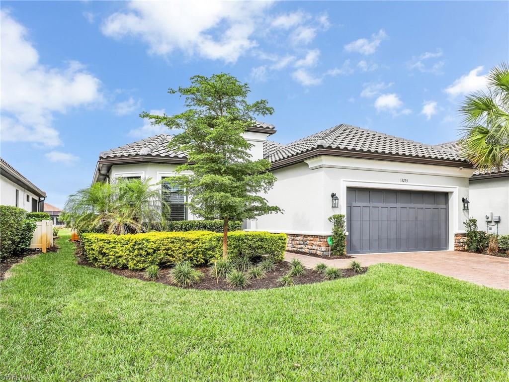 ESPLANADE BY THE ISLANDS - Residential