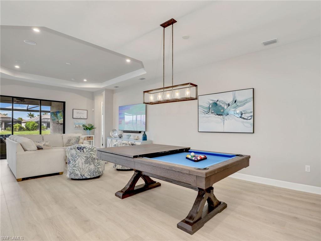 ESPLANADE BY THE ISLANDS - Residential