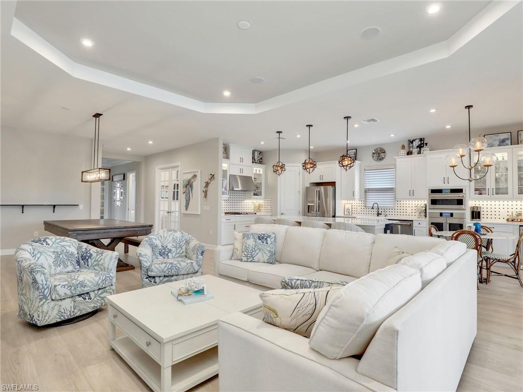 ESPLANADE BY THE ISLANDS - Residential