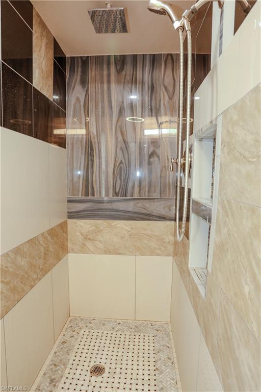 PORT CHARLOTTE - Residential Lease