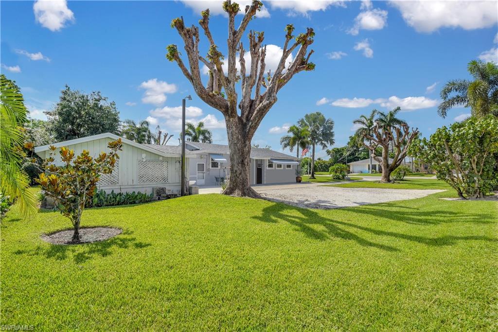 NAPLES PARK - Residential