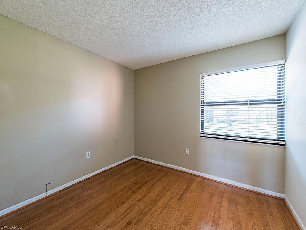 TROPIC SCHOONER APTS - Residential