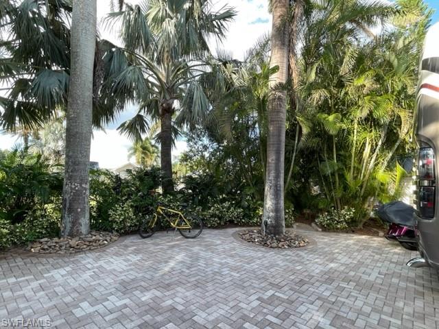 RIVERBEND MOTORCOACH RESORT - Land