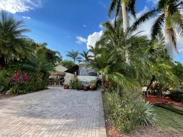 RIVERBEND MOTORCOACH RESORT - Land