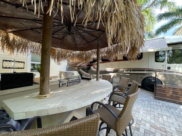 RIVERBEND MOTORCOACH RESORT - Land